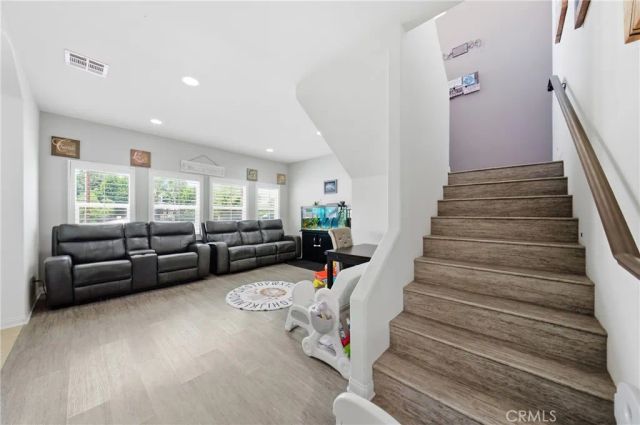 658 E. Phillips Boulevard, Pomona, CA 91766