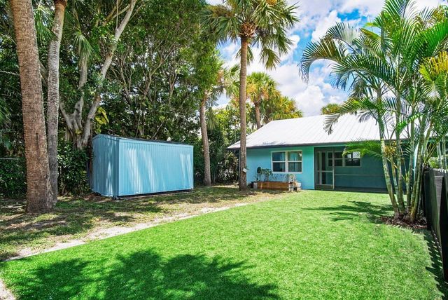 2132 NE Pelican Terrace, Jensen Beach, FL 34957