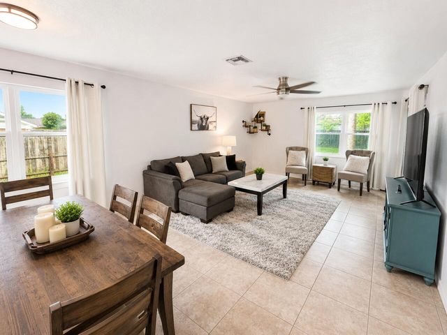 2132 NE Pelican Terrace, Jensen Beach, FL 34957