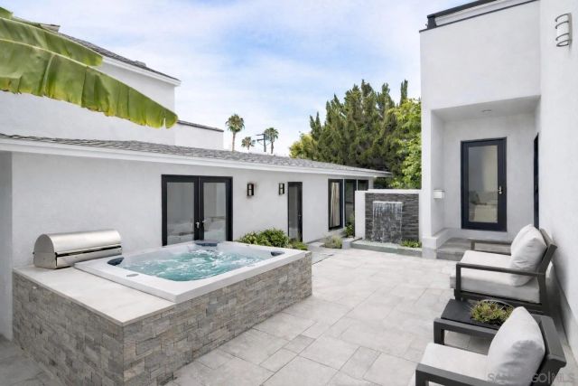 1920 Beryl St, San Diego, CA 92109