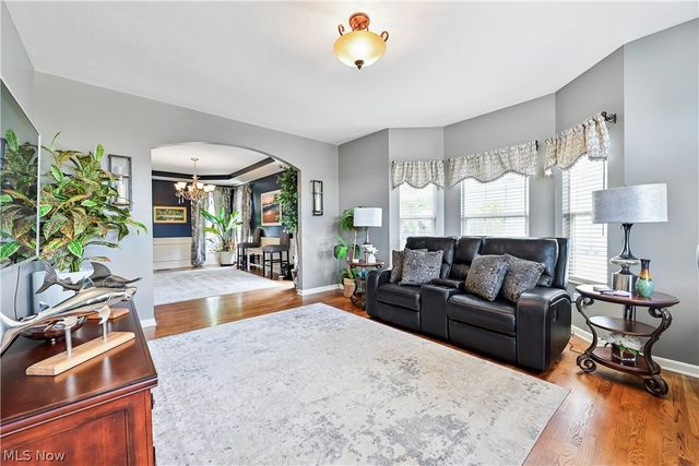 457 Cedarwood Road, Avon Lake, OH 44012