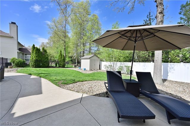 457 Cedarwood Road, Avon Lake, OH 44012