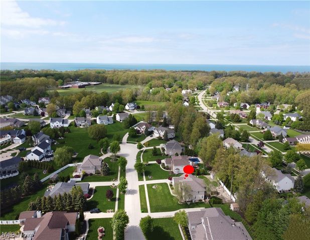 457 Cedarwood Road, Avon Lake, OH 44012