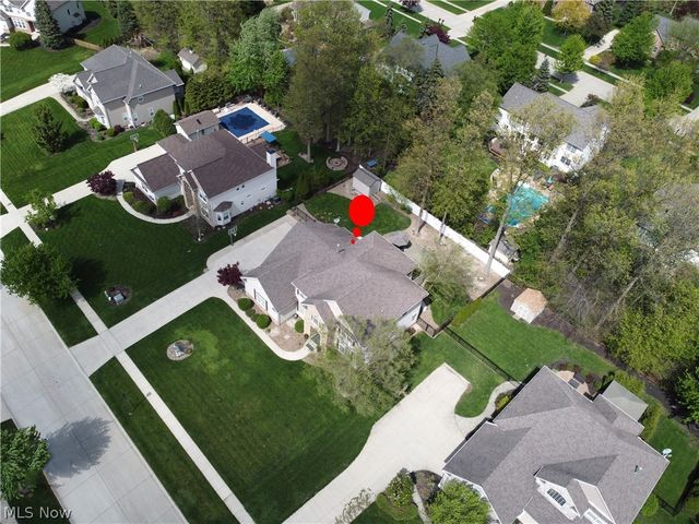 457 Cedarwood Road, Avon Lake, OH 44012