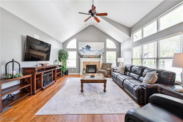 457 Cedarwood Road, Avon Lake, OH 44012