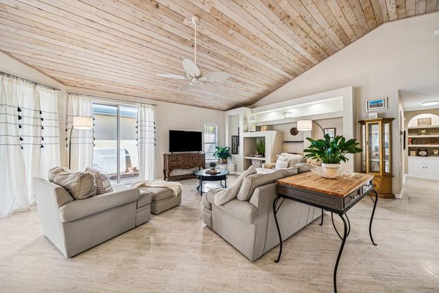 9112 Baybury Lane, West Palm Beach, FL 33411