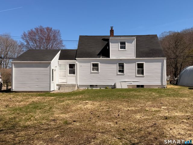 8 River Road, East Haven, CT 06512