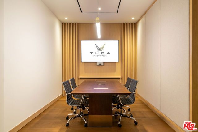 1000 W 8th Street 5710, Los Angeles, CA 90017