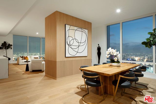 1000 W 8th Street 5710, Los Angeles, CA 90017