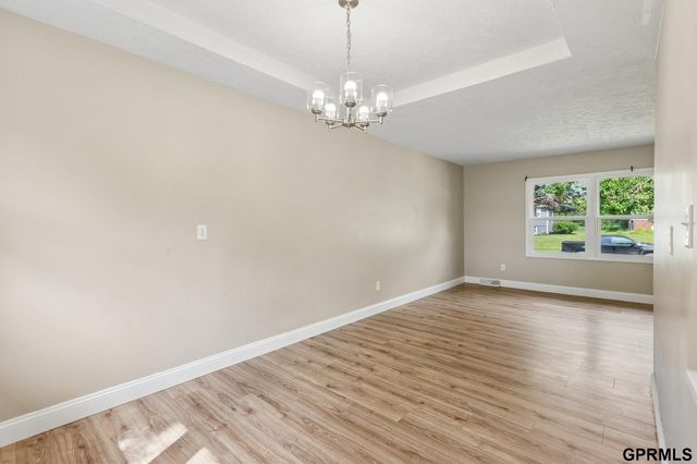 1522 S 139Th Street, Omaha, NE 68144