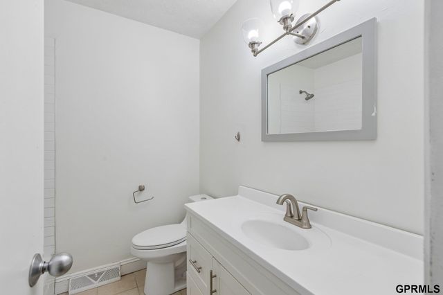 1522 S 139Th Street, Omaha, NE 68144