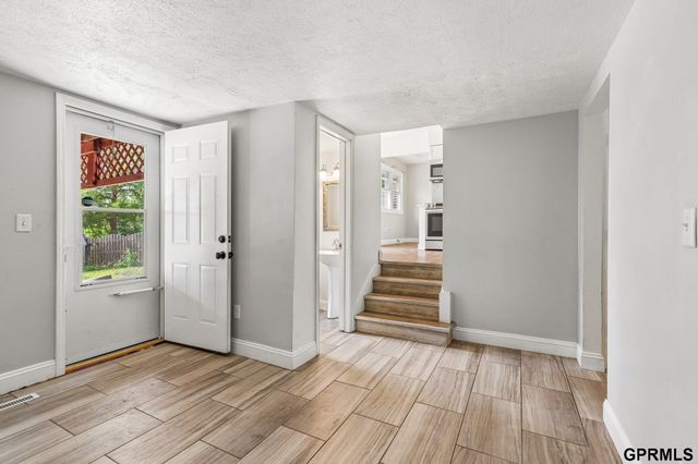 1522 S 139Th Street, Omaha, NE 68144