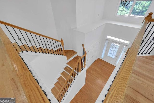 5608 Avonley Creek Drive, Sugar Hill, GA 30518