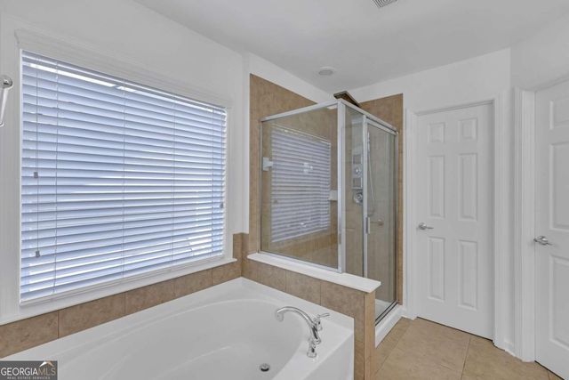 5608 Avonley Creek Drive, Sugar Hill, GA 30518