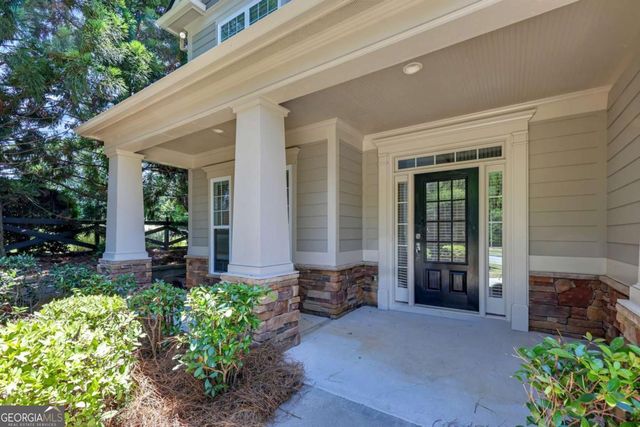 5608 Avonley Creek Drive, Sugar Hill, GA 30518