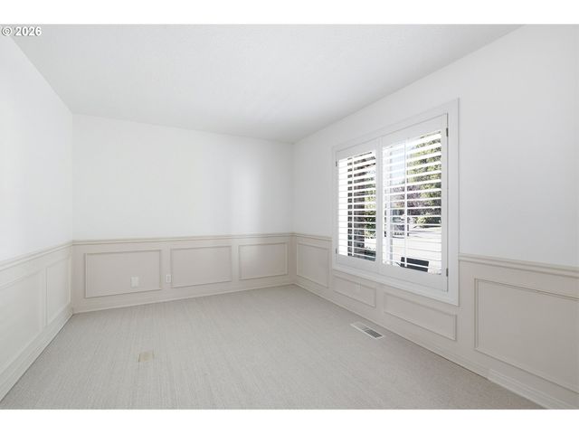 5326 DENTON Dr, Lake Oswego, OR 97035