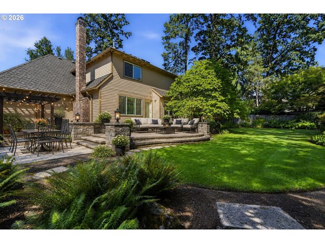 5326 DENTON Dr, Lake Oswego, OR 97035