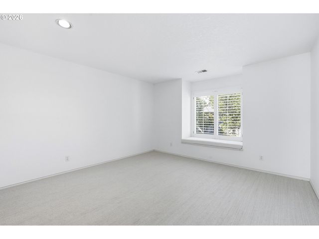 5326 DENTON Dr, Lake Oswego, OR 97035