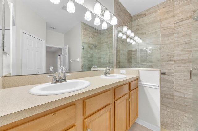 215 OCEANIA COURT, Apollo Beach, FL 33572