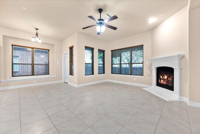 308 Fisk Lane, Mckinney, TX 75072