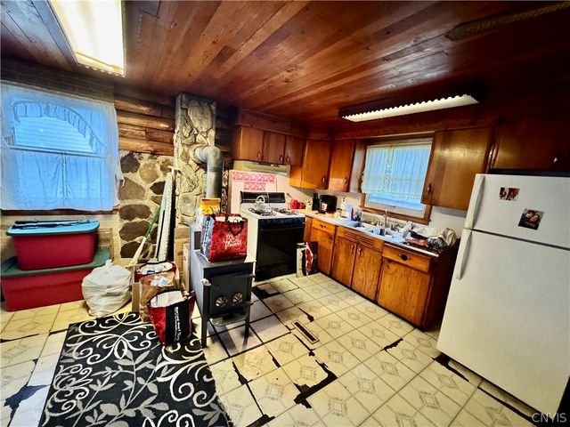 127 Oakley Drive, Cicero, NY 13212