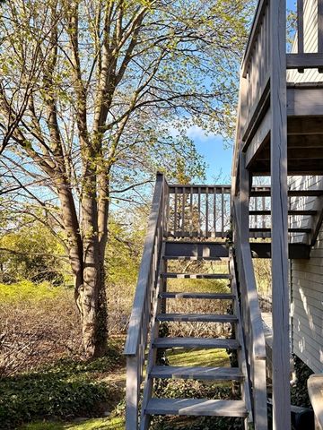 266 Pleasant 2, Weymouth, MA 02190