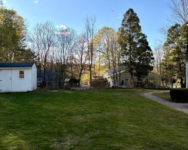 266 Pleasant 2, Weymouth, MA 02190