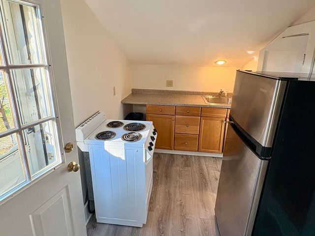 266 Pleasant 2, Weymouth, MA 02190