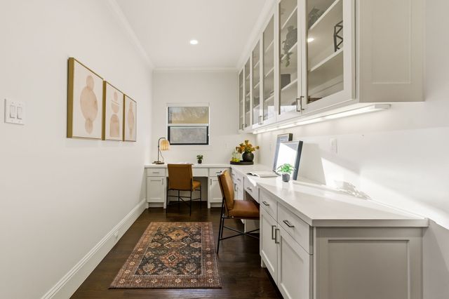 4635 W Amherst Avenue, Dallas, TX 75209