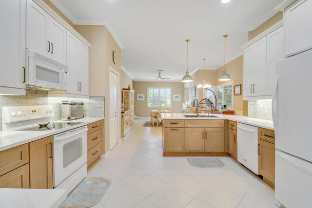 2260 NW Windemere Drive, Jensen Beach, FL 34957