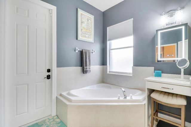 2260 NW Windemere Drive, Jensen Beach, FL 34957