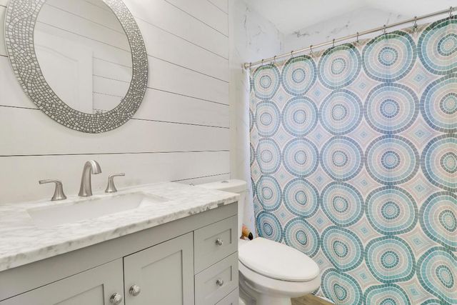 2260 NW Windemere Drive, Jensen Beach, FL 34957