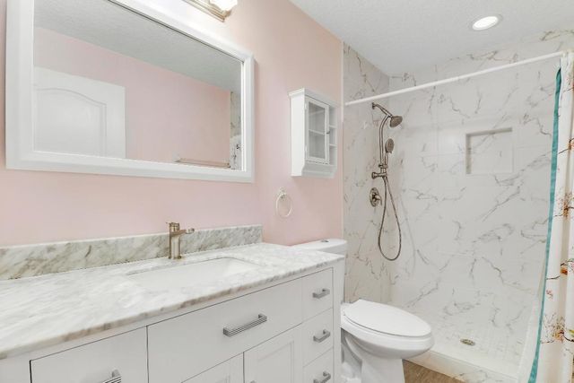 2260 NW Windemere Drive, Jensen Beach, FL 34957