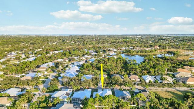 2260 NW Windemere Drive, Jensen Beach, FL 34957