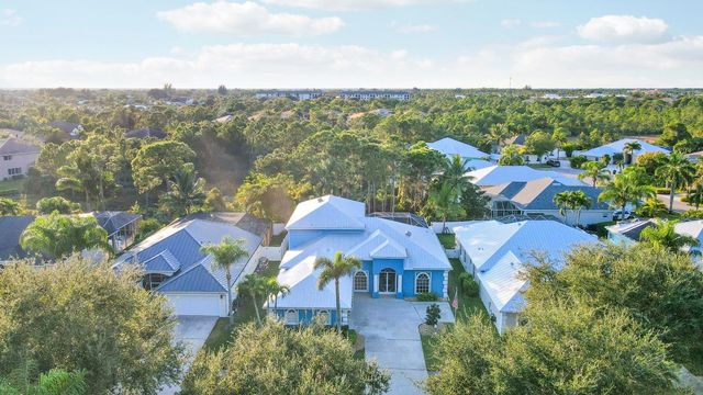 2260 NW Windemere Drive, Jensen Beach, FL 34957