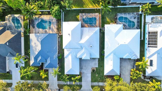 2260 NW Windemere Drive, Jensen Beach, FL 34957