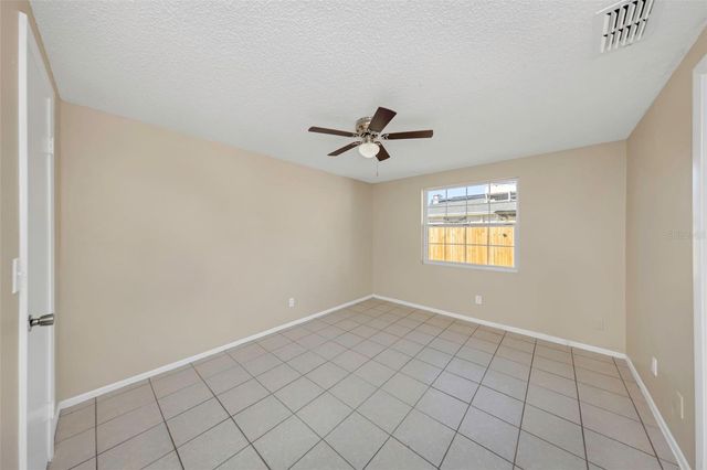 8804 BRIAR HOLLOW COURT, Tampa, FL 33634