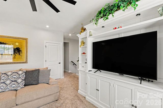 11140 Comiskey Lane, Charlotte, NC 28273