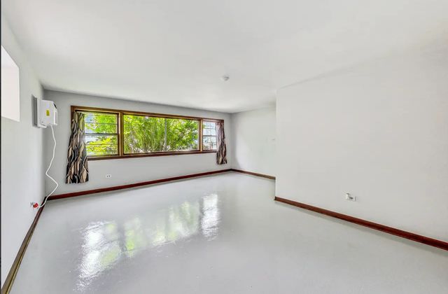 2631 N 74th Avenue G, Elmwood Park, IL 60707