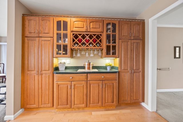 49 Edgewater Way, Wareham, MA 02571
