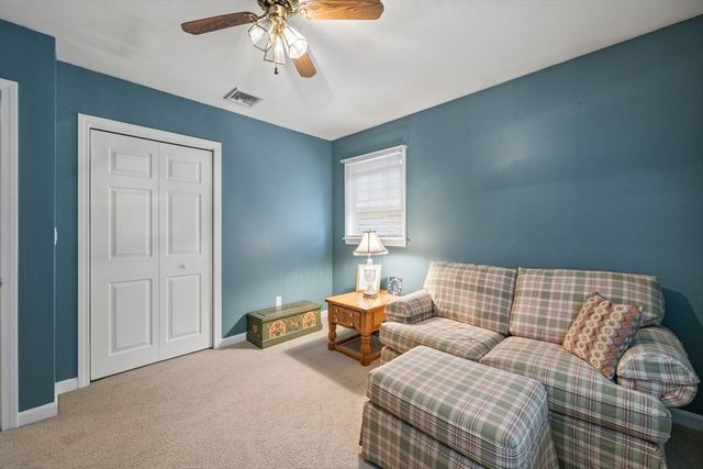 49 Edgewater Way, Wareham, MA 02571