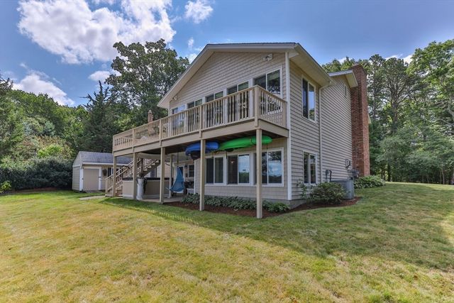 49 Edgewater Way, Wareham, MA 02571