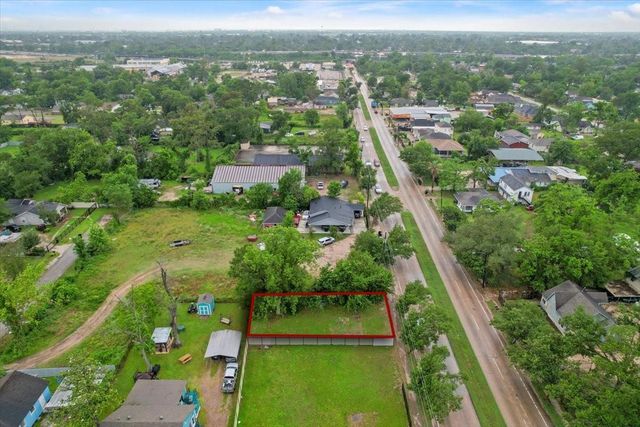 2422 E Crosstimbers Street, Houston, TX 77093