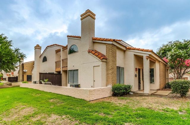 541 Ranch Trail 176, Irving, TX 75063