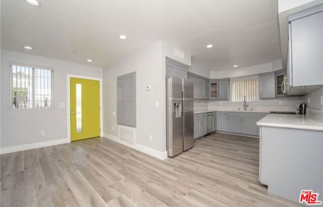 1348 E Vernon Avenue 1348, Los Angeles, CA 90011