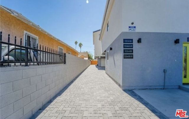 1348 E Vernon Avenue 1348, Los Angeles, CA 90011