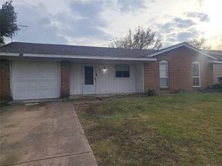 852 Harvard Lane, Lancaster, TX 75134