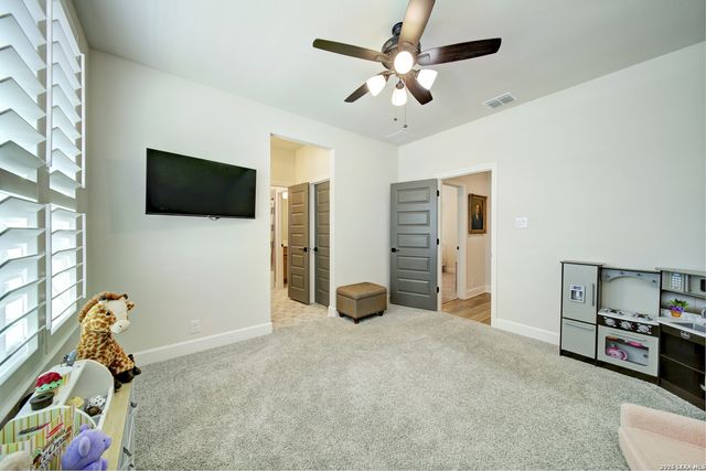 931 Gyngell, San Antonio, TX 78260