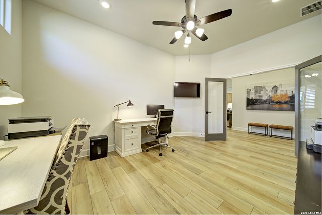 931 Gyngell, San Antonio, TX 78260