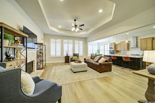 931 Gyngell, San Antonio, TX 78260